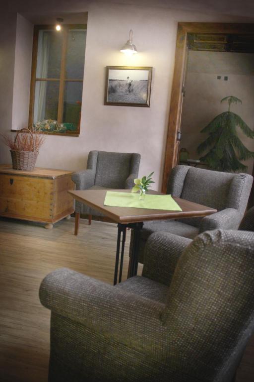 Hotel Pansky Dum Nove Mesto na Morave Exteriör bild